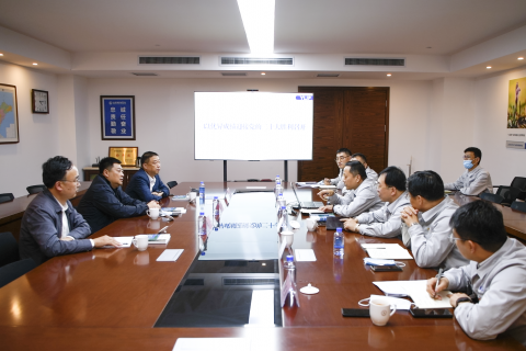 煙臺(tái)市國(guó)資委領(lǐng)導(dǎo)到裕龍發(fā)展公司督導(dǎo)檢查}