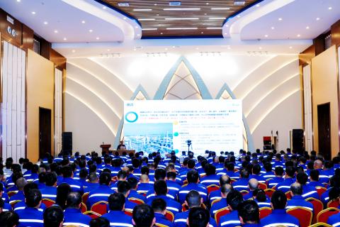 產(chǎn)業(yè)園舉行石化行業(yè)生產(chǎn)專(zhuān)題培訓(xùn)會(huì)}